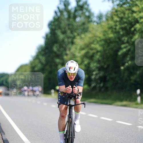 21.06.2026 - Viking Triathlon Michael Burmester http://msf.ph/oto/9885804 21.06.2026 11:24:51 Radfahren 55, 55, 59, 64, 68, 117, 182, 199, 255, 386, 413, 413, 502, 515, 545, 612 meine-sportfotos.de