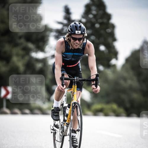 21.06.2026 - 29. Vierlanden-Triathlon H.Heesch http://msf.ph/oto/9885809 21.06.2026 10:38:47 Radfahren 56, 82 meine-sportfotos.de