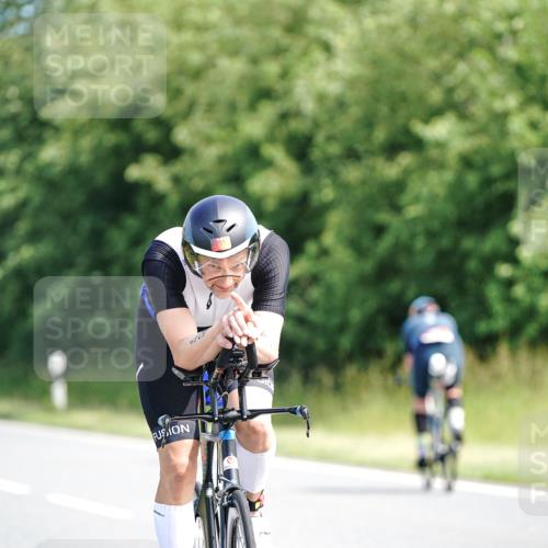 21.06.2026 - Viking Triathlon Michael Burmester http://msf.ph/oto/9885832 21.06.2026 11:25:16 Radfahren 20, 59, 81, 81, 83, 106, 113, 132, 160, 160, 224, 491, 502, 504 meine-sportfotos.de