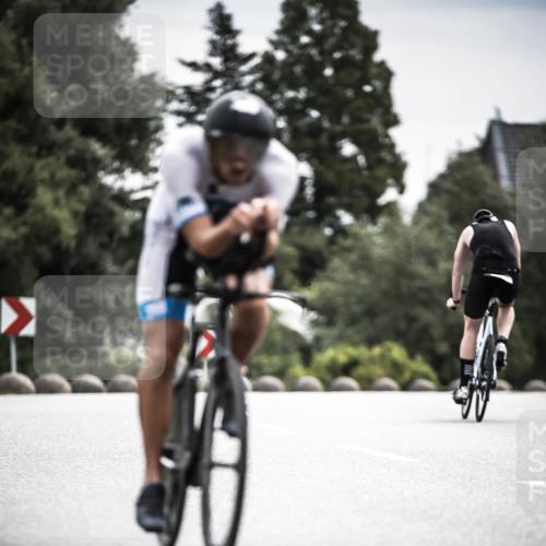 21.06.2026 - 29. Vierlanden-Triathlon H.Heesch http://msf.ph/oto/9885864 21.06.2026 10:38:56 Radfahren 175, 225 meine-sportfotos.de