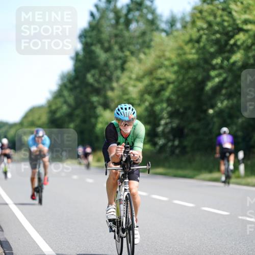 21.06.2026 - Viking Triathlon Michael Burmester http://msf.ph/oto/9885871 21.06.2026 11:25:30 Radfahren 81, 84, 113, 119, 132, 160, 176, 224, 256, 264, 309, 347, 401, 419, 426, 491, 504, 565, 669 meine-sportfotos.de