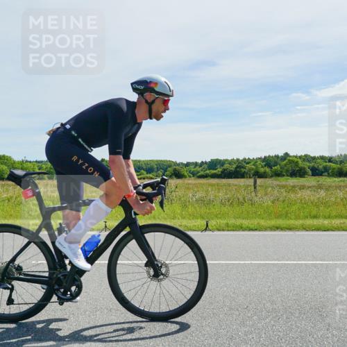 21.06.2026 - Viking Triathlon Michael Burmester http://msf.ph/oto/9885887 21.06.2026 11:40:11 Radfahren 21, 91, 196, 205, 350, 380, 540, 555, 607, 628, 639 meine-sportfotos.de