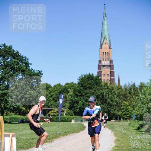 21.06.2026 - Viking Triathlon Michael Burmester http://msf.ph/oto/9885891 21.06.2026 16:10:56 Radfahren  meine-sportfotos.de