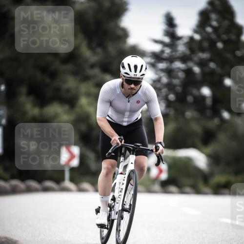 21.06.2026 - 29. Vierlanden-Triathlon H.Heesch http://msf.ph/oto/9885893 21.06.2026 10:39:08 Radfahren 72 meine-sportfotos.de