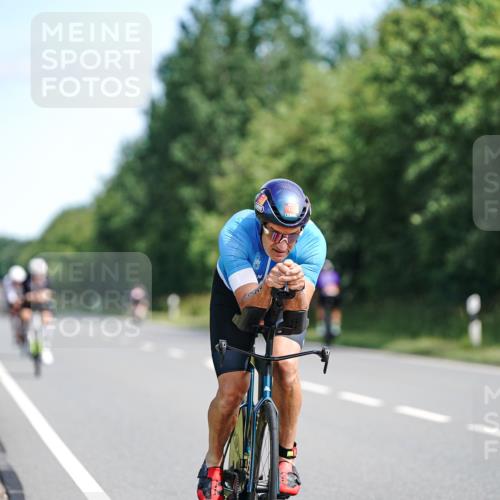 21.06.2026 - Viking Triathlon Michael Burmester http://msf.ph/oto/9885895 21.06.2026 11:25:33 Radfahren 81, 84, 113, 119, 132, 160, 176, 224, 256, 264, 309, 347, 401, 419, 426, 491, 565, 664, 669 meine-sportfotos.de