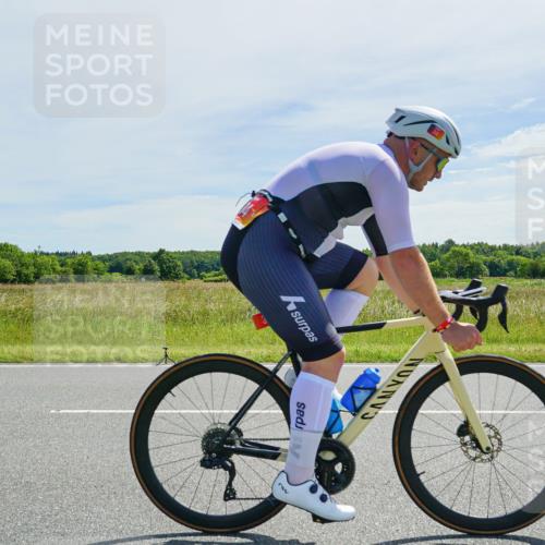21.06.2026 - Viking Triathlon Michael Burmester http://msf.ph/oto/9885975 21.06.2026 11:41:33 Radfahren 25, 214, 219, 222, 314, 322, 407, 508, 547, 549, 575 meine-sportfotos.de