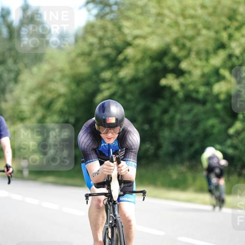 21.06.2026 - Viking Triathlon Michael Burmester http://msf.ph/oto/9885983 21.06.2026 11:25:50 Radfahren 86, 119, 133, 169, 176, 189, 264, 280, 309, 309, 401, 419, 426, 456, 474, 526, 527, 645, 664 meine-sportfotos.de
