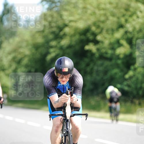 21.06.2026 - Viking Triathlon Michael Burmester http://msf.ph/oto/9885990 21.06.2026 11:25:50 Radfahren 86, 119, 133, 169, 176, 189, 264, 280, 309, 309, 401, 419, 426, 456, 474, 526, 527, 645, 664 meine-sportfotos.de
