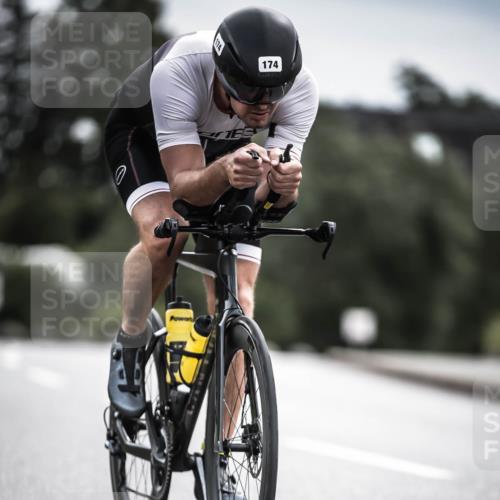 21.06.2026 - 29. Vierlanden-Triathlon H.Heesch http://msf.ph/oto/9885993 21.06.2026 10:39:19 Radfahren 174, 181, 358 meine-sportfotos.de