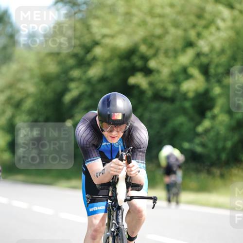 21.06.2026 - Viking Triathlon Michael Burmester http://msf.ph/oto/9885995 21.06.2026 11:25:50 Radfahren 86, 119, 133, 169, 176, 189, 264, 280, 309, 309, 401, 419, 426, 456, 474, 526, 527, 645, 664 meine-sportfotos.de