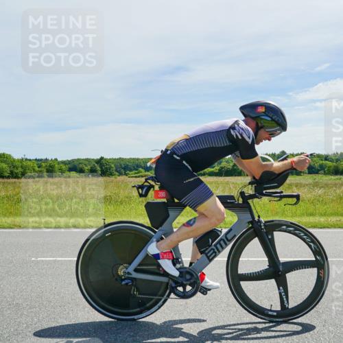 21.06.2026 - Viking Triathlon Michael Burmester http://msf.ph/oto/9886004 21.06.2026 11:42:04 Radfahren 83, 142, 364, 390, 455, 517, 621 meine-sportfotos.de
