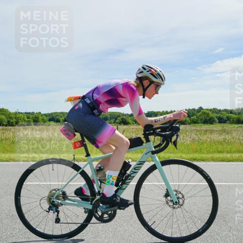 21.06.2026 - Viking Triathlon Michael Burmester http://msf.ph/oto/9886036 21.06.2026 11:43:14 Radfahren 5, 89, 226, 256, 267, 267, 304, 337, 456, 490, 545, 571, 659 meine-sportfotos.de
