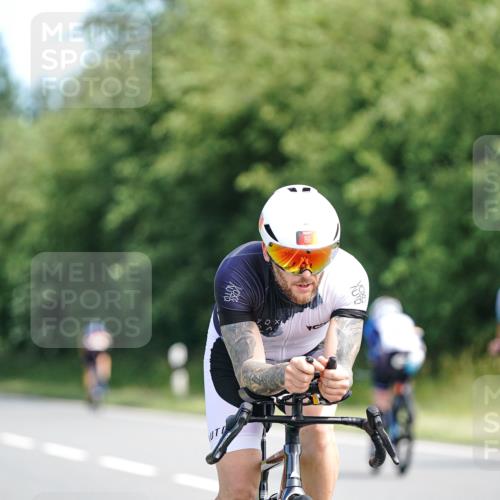 21.06.2026 - Viking Triathlon Michael Burmester http://msf.ph/oto/9886083 21.06.2026 11:26:09 Radfahren 52, 58, 86, 133, 133, 165, 169, 190, 280, 316, 429, 526, 527, 546, 645 meine-sportfotos.de