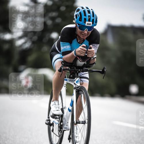 21.06.2026 - 29. Vierlanden-Triathlon H.Heesch http://msf.ph/oto/9886192 21.06.2026 10:39:59 Radfahren 154, 300 meine-sportfotos.de