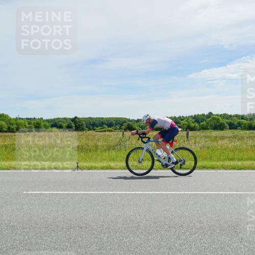 21.06.2026 - Viking Triathlon Michael Burmester http://msf.ph/oto/9886201 21.06.2026 11:46:33 Radfahren 87, 95, 154, 181, 181, 295, 355, 409, 462, 527, 649, 649, 655 meine-sportfotos.de