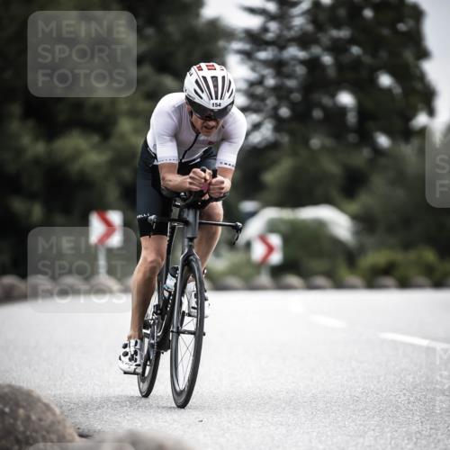 21.06.2026 - 29. Vierlanden-Triathlon H.Heesch http://msf.ph/oto/9886217 21.06.2026 10:40:06 Radfahren 154, 309 meine-sportfotos.de