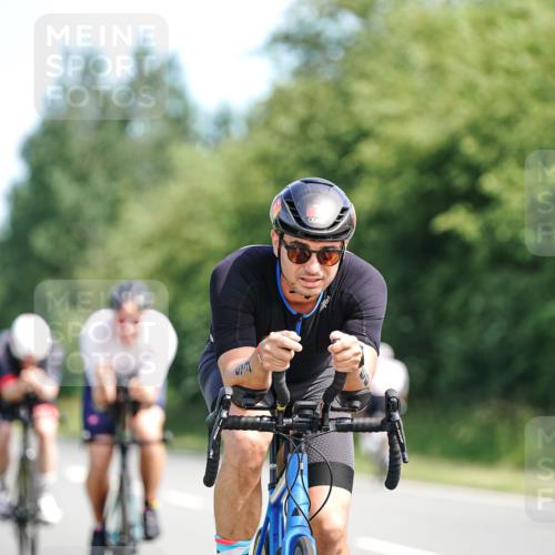 21.06.2026 - Viking Triathlon Michael Burmester http://msf.ph/oto/9886239 21.06.2026 11:26:31 Radfahren 77, 99, 141, 141, 429, 442, 462, 546, 560, 653 meine-sportfotos.de