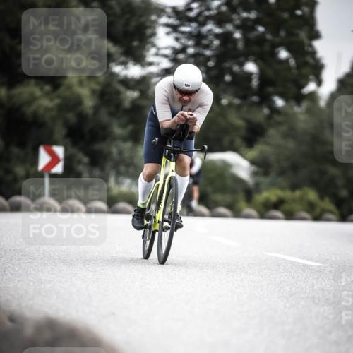 21.06.2026 - 29. Vierlanden-Triathlon H.Heesch http://msf.ph/oto/9886262 21.06.2026 10:40:34 Radfahren 199, 280 meine-sportfotos.de