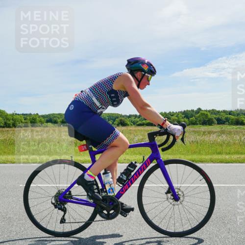 21.06.2026 - Viking Triathlon Michael Burmester http://msf.ph/oto/9886333 21.06.2026 11:47:52 Radfahren 24, 37, 115, 185, 220, 356, 378, 416, 427, 464, 474, 483, 559, 578, 601 meine-sportfotos.de