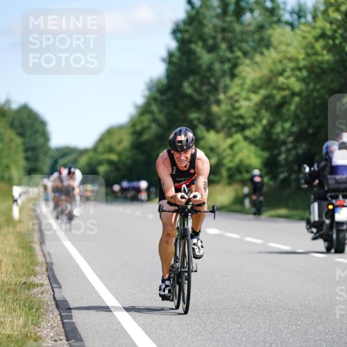 21.06.2026 - Viking Triathlon Michael Burmester http://msf.ph/oto/9886348 21.06.2026 11:26:53 Radfahren 41, 63, 65, 74, 94, 103, 111, 141, 162, 211, 266, 270, 344, 348, 387, 460, 569, 608, 653, 668 meine-sportfotos.de
