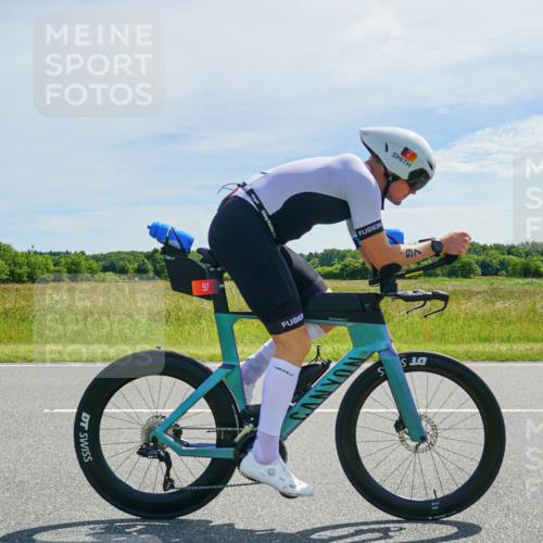 21.06.2026 - Viking Triathlon Michael Burmester http://msf.ph/oto/9886368 21.06.2026 11:48:21 Radfahren 34, 45, 97, 125, 150, 188, 197, 303, 327, 340, 485, 553, 616, 622, 651, 651, 652, 663, 665 meine-sportfotos.de