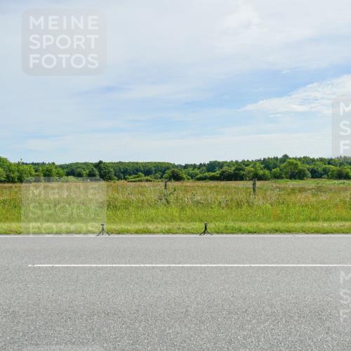 21.06.2026 - Viking Triathlon Michael Burmester http://msf.ph/oto/9886373 21.06.2026 11:48:23 Radfahren 34, 45, 97, 125, 150, 188, 197, 303, 327, 340, 434, 485, 553, 616, 622, 651, 651, 652, 663, 665 meine-sportfotos.de