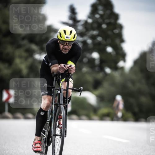 21.06.2026 - 29. Vierlanden-Triathlon H.Heesch http://msf.ph/oto/9886423 21.06.2026 10:40:52 Radfahren 39, 165, 180, 231, 269, 289, 301, 316 meine-sportfotos.de