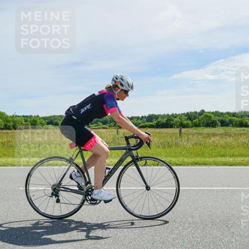 21.06.2026 - Viking Triathlon Michael Burmester http://msf.ph/oto/9886426 21.06.2026 11:48:36 Radfahren 34, 45, 125, 125, 150, 150, 188, 197, 250, 283, 291, 303, 327, 434, 485, 553, 553, 616, 616, 622, 622, 651, 652, 665, 669 meine-sportfotos.de