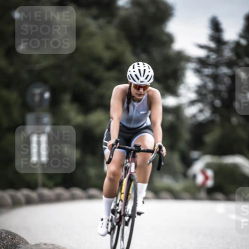 21.06.2026 - 29. Vierlanden-Triathlon H.Heesch http://msf.ph/oto/9886457 21.06.2026 10:40:59 Radfahren 39, 231, 265, 301 meine-sportfotos.de