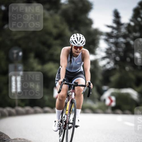 21.06.2026 - 29. Vierlanden-Triathlon H.Heesch http://msf.ph/oto/9886460 21.06.2026 10:40:59 Radfahren 39, 231, 265, 301 meine-sportfotos.de