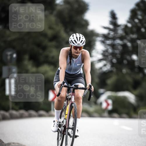 21.06.2026 - 29. Vierlanden-Triathlon H.Heesch http://msf.ph/oto/9886464 21.06.2026 10:40:59 Radfahren 39, 231, 265, 301 meine-sportfotos.de