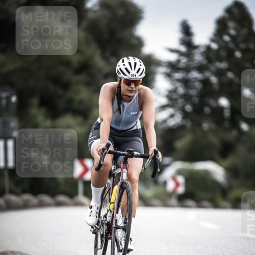 21.06.2026 - 29. Vierlanden-Triathlon H.Heesch http://msf.ph/oto/9886467 21.06.2026 10:40:59 Radfahren 39, 231, 265, 301 meine-sportfotos.de
