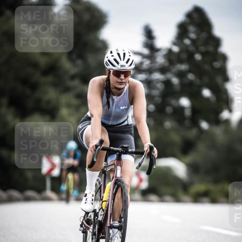 21.06.2026 - 29. Vierlanden-Triathlon H.Heesch http://msf.ph/oto/9886476 21.06.2026 10:41:00 Radfahren 39, 231, 265, 301 meine-sportfotos.de