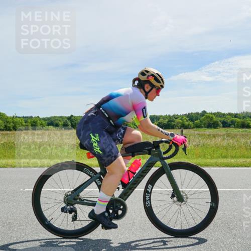 21.06.2026 - Viking Triathlon Michael Burmester http://msf.ph/oto/9886518 21.06.2026 11:49:30 Radfahren 9, 38, 168, 175, 207, 302, 368, 489, 498 meine-sportfotos.de