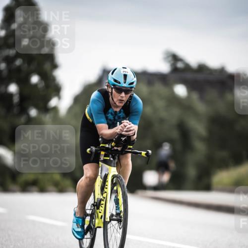 21.06.2026 - 29. Vierlanden-Triathlon H.Heesch http://msf.ph/oto/9886533 21.06.2026 10:41:03 Radfahren 265, 301 meine-sportfotos.de