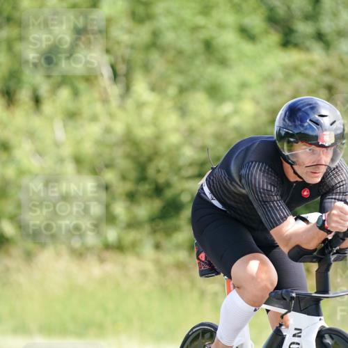 21.06.2026 - Viking Triathlon Michael Burmester http://msf.ph/oto/9886622 21.06.2026 11:27:22 Radfahren 44, 74, 87, 154, 163, 166, 227, 275, 301, 411, 417, 484, 522, 567, 649, 651, 665 meine-sportfotos.de