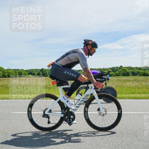 21.06.2026 - Viking Triathlon Michael Burmester http://msf.ph/oto/9886641 21.06.2026 11:50:34 Radfahren 33, 88, 92, 107, 151, 174, 229, 297, 351, 376, 385, 414, 422, 512, 557, 574, 618, 641, 641 meine-sportfotos.de