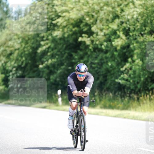 21.06.2026 - Viking Triathlon Michael Burmester http://msf.ph/oto/9886668 21.06.2026 11:29:53 Radfahren 34, 45, 125, 150, 167, 188, 220, 300, 327, 333, 340, 356, 464, 519, 601, 615, 646, 656, 663 meine-sportfotos.de