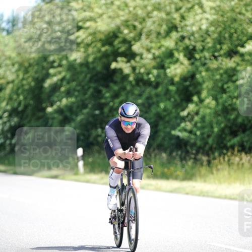 21.06.2026 - Viking Triathlon Michael Burmester http://msf.ph/oto/9886676 21.06.2026 11:29:53 Radfahren 34, 45, 125, 150, 167, 188, 220, 300, 327, 333, 340, 356, 464, 519, 601, 615, 646, 656, 663 meine-sportfotos.de