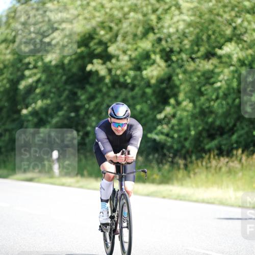21.06.2026 - Viking Triathlon Michael Burmester http://msf.ph/oto/9886683 21.06.2026 11:29:53 Radfahren 34, 45, 125, 150, 167, 188, 220, 300, 327, 333, 340, 356, 464, 519, 601, 615, 646, 656, 663 meine-sportfotos.de