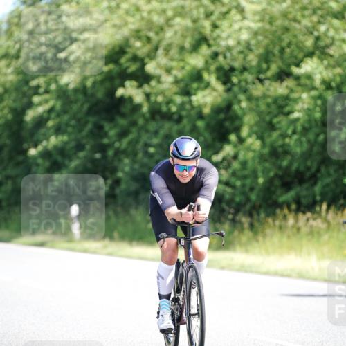 21.06.2026 - Viking Triathlon Michael Burmester http://msf.ph/oto/9886692 21.06.2026 11:29:53 Radfahren 34, 45, 125, 150, 167, 188, 220, 300, 327, 333, 340, 356, 464, 519, 601, 615, 646, 656, 663 meine-sportfotos.de