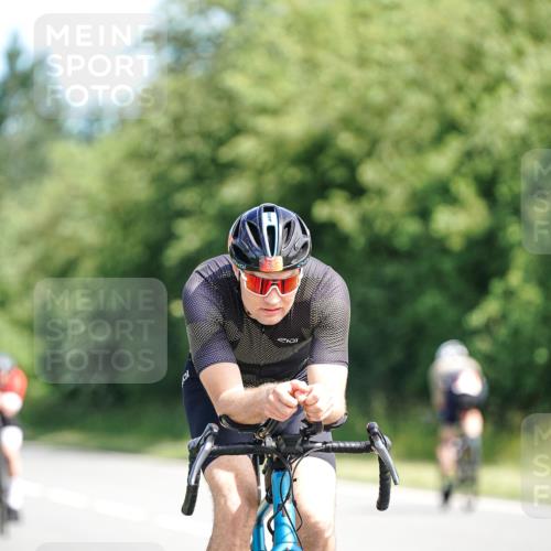 21.06.2026 - Viking Triathlon Michael Burmester http://msf.ph/oto/9886697 21.06.2026 11:29:54 Radfahren 34, 45, 125, 150, 167, 188, 220, 300, 327, 333, 340, 356, 464, 519, 601, 615, 646, 656, 663 meine-sportfotos.de