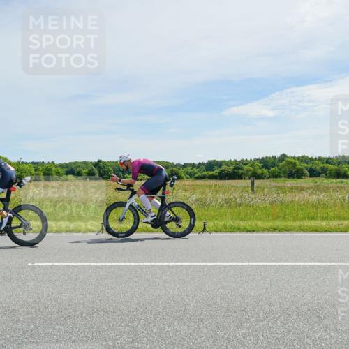 21.06.2026 - Viking Triathlon Michael Burmester http://msf.ph/oto/9886738 21.06.2026 11:52:03 Radfahren 61, 77, 80, 80, 141, 359, 410, 423, 491, 550, 636 meine-sportfotos.de