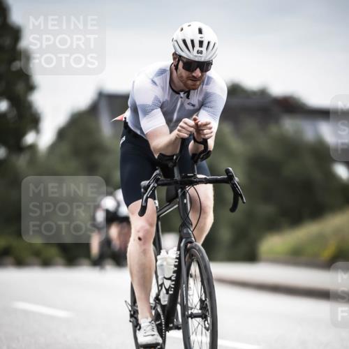 21.06.2026 - 29. Vierlanden-Triathlon H.Heesch http://msf.ph/oto/9886740 21.06.2026 10:41:49 Radfahren 68, 195 meine-sportfotos.de
