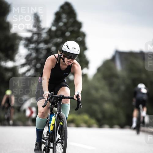 21.06.2026 - 29. Vierlanden-Triathlon H.Heesch http://msf.ph/oto/9886827 21.06.2026 10:42:45 Radfahren 91, 217, 235 meine-sportfotos.de