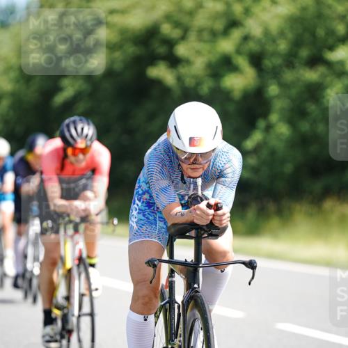 21.06.2026 - Viking Triathlon Michael Burmester http://msf.ph/oto/9886842 21.06.2026 11:30:04 Radfahren 27, 34, 45, 125, 127, 167, 188, 220, 300, 327, 333, 340, 356, 464, 519, 601, 610, 615, 646, 647, 656, 663 meine-sportfotos.de