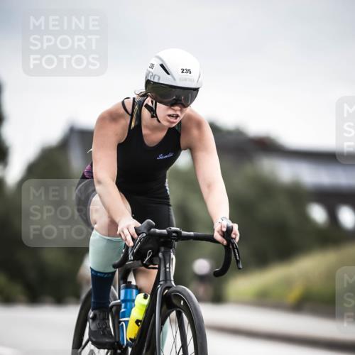 21.06.2026 - 29. Vierlanden-Triathlon H.Heesch http://msf.ph/oto/9886852 21.06.2026 10:42:45 Radfahren 91, 217, 235 meine-sportfotos.de