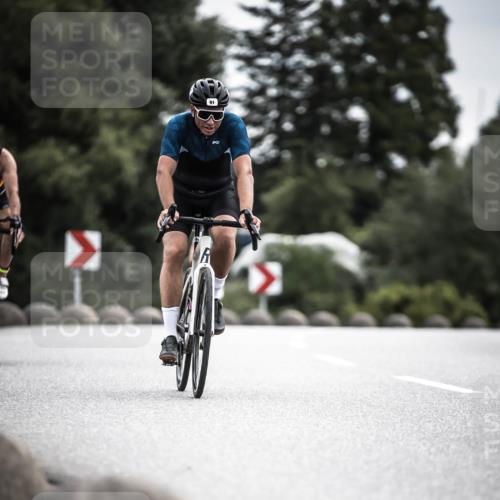 21.06.2026 - 29. Vierlanden-Triathlon H.Heesch http://msf.ph/oto/9886872 21.06.2026 10:42:49 Radfahren 91, 217, 235, 266, 338 meine-sportfotos.de