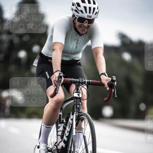21.06.2026 - 29. Vierlanden-Triathlon H.Heesch http://msf.ph/oto/9886987 21.06.2026 10:42:55 Radfahren 217, 266, 273, 338 meine-sportfotos.de