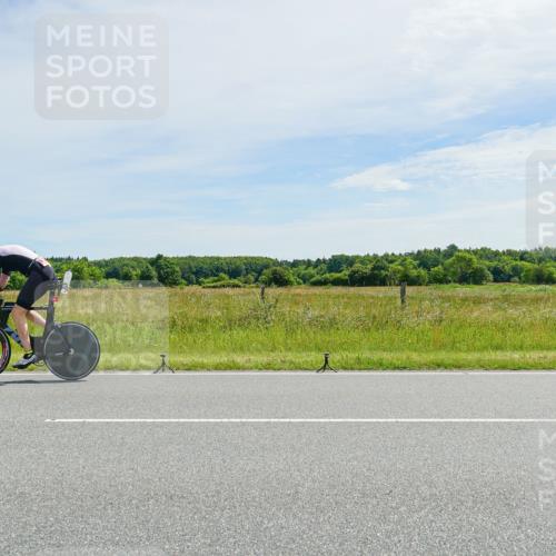 21.06.2026 - Viking Triathlon Michael Burmester http://msf.ph/oto/9887033 21.06.2026 11:54:33 Radfahren 19, 81, 114, 234, 243, 264, 265, 392, 417, 447, 530, 627, 662 meine-sportfotos.de